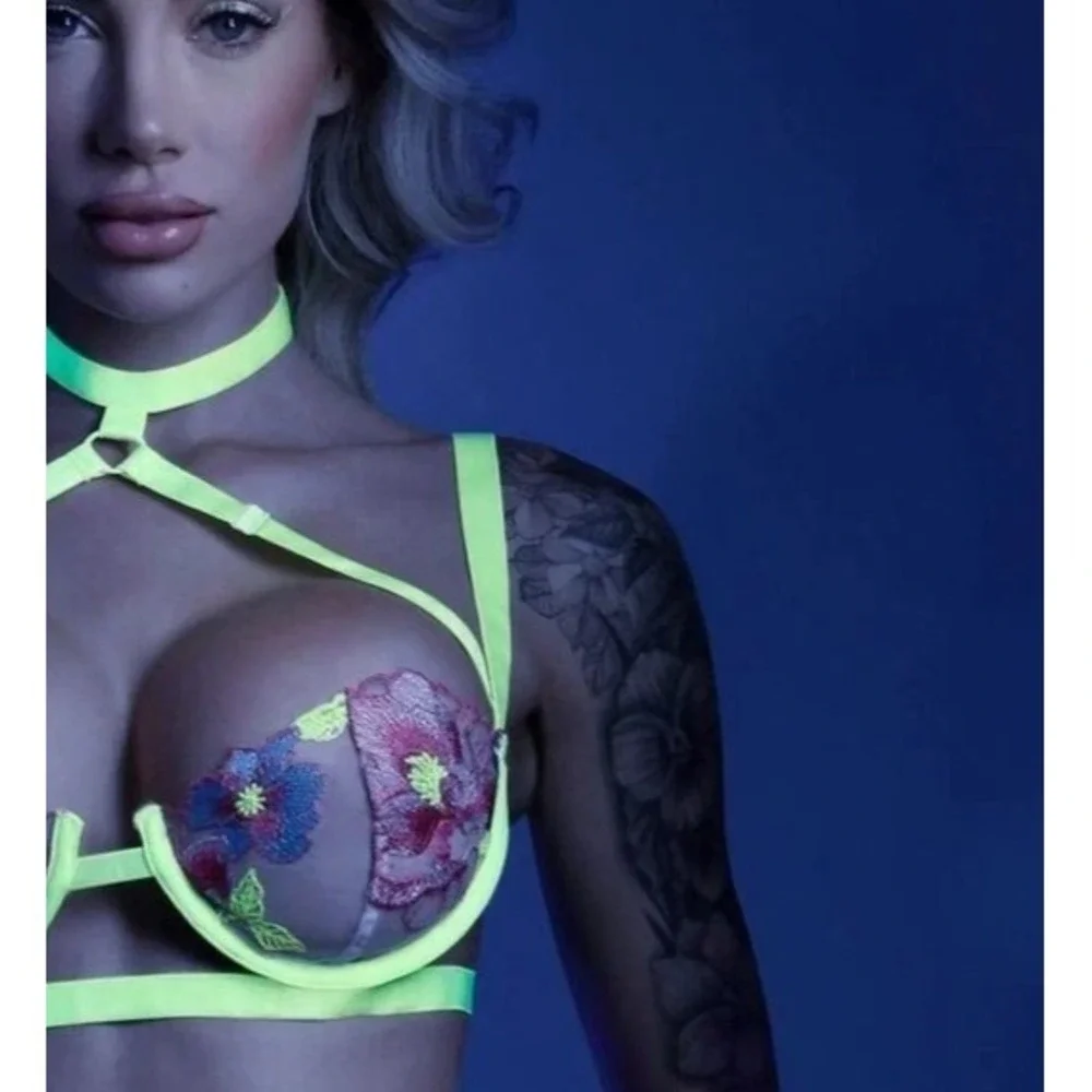 Fantasy L/XL Glow Black Light In A Trance Caged Underwire Bra Lingerie Set Neon